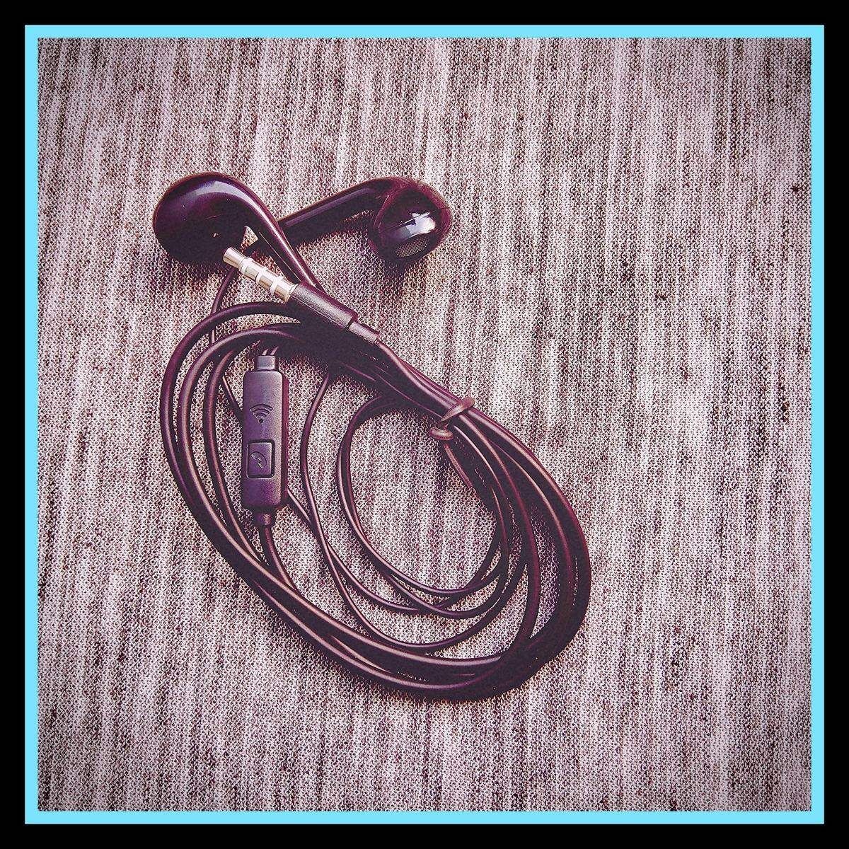 Headphone Stereo Earphone Bast Sound Quality Mix Colour - Earphone