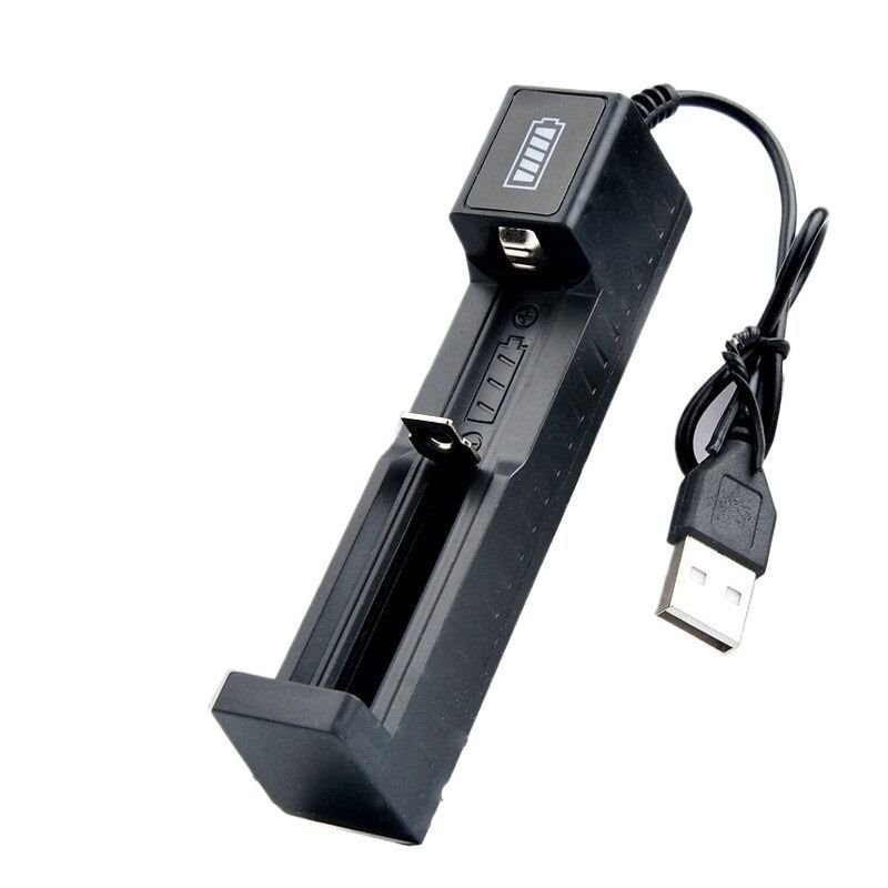 mul size Universal Smart USB Chargering for Rechargeable Lithium Battery Charger Li-ion 18650 26650 14500 17670